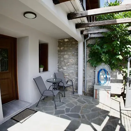 קוניטסה Mountain Harmony Home מראה חיצוני תמונה